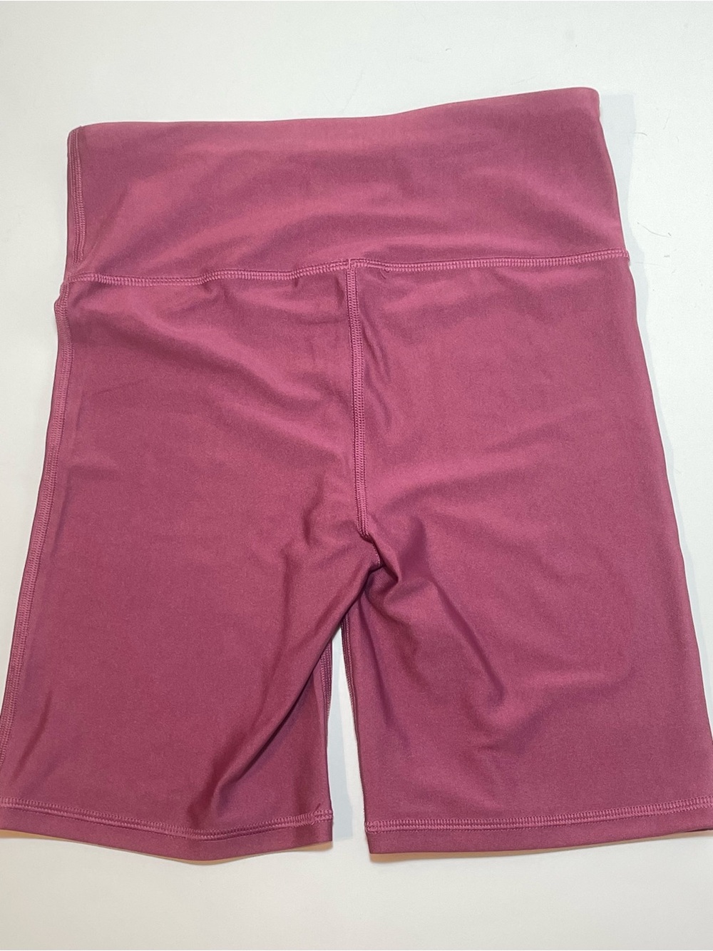 Under Armour Women's High-Waist Bike Shorts - Roseberry excellent condition - Picture 4 of 11